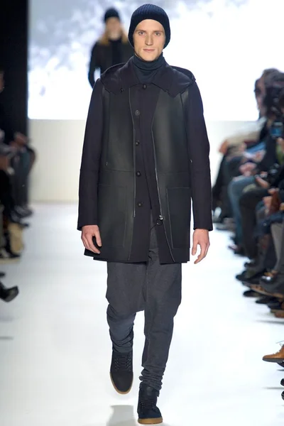 Look 5